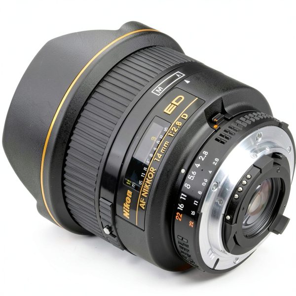 Nikon AF NIKKOR 14mm f28D ED Ultra Wide Prime Lens-1